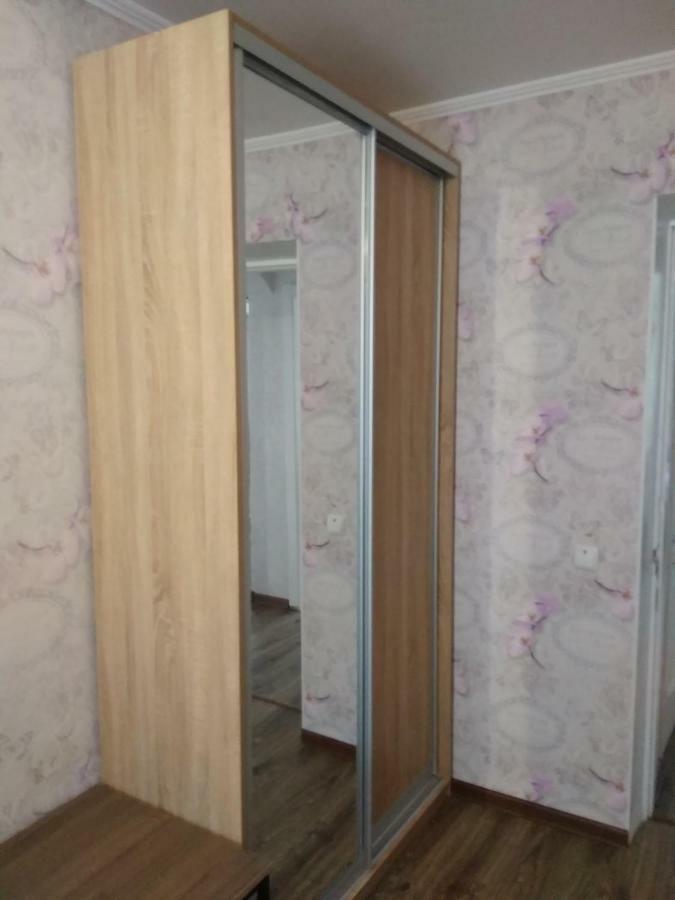 Студия В Центре Скала Khmelʼnytsʼkyy Esterno foto